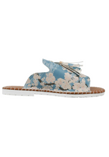 Cargar imagen en el visor de la galería, PINE <br> Bloom Where You Are Planted